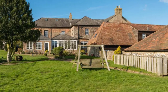 Beautifully Historic Manor House - The East Wing