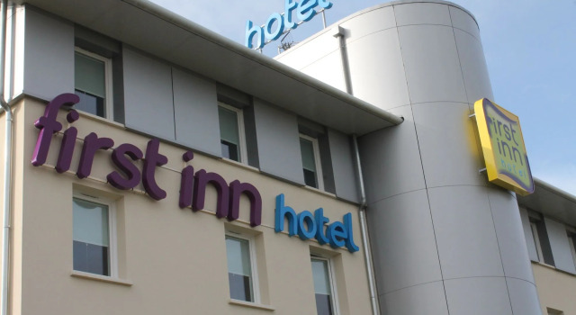 First Inn Hotel Les Ulis