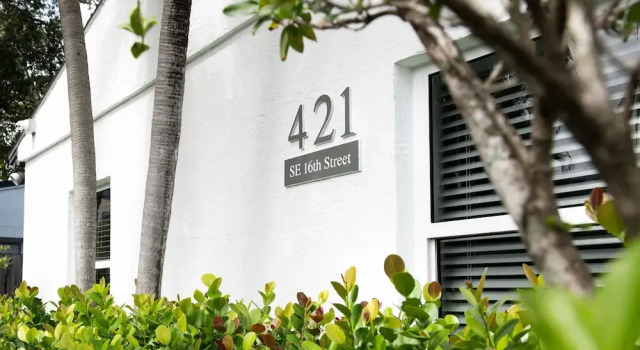 The Lauderdale Boutique Hotel, Забронировать Бутик-отель Форт-Лодердейл Broward County, рядом с Fort Lauderdale Clinical Research