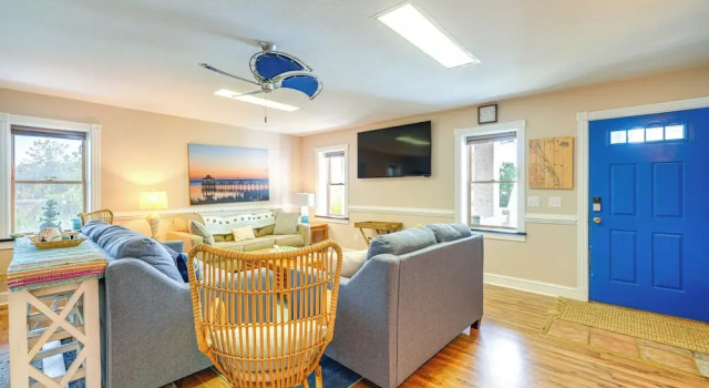 Hot Tub & Bay Views: Outer Banks Home, Забронировать Дом для отпуска Килл-Девил-Хиллс Outer Banks