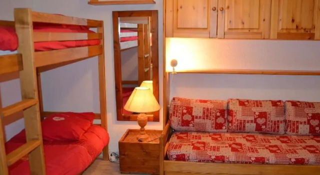 Appartement Les Menuires, 1 pièce, 4 personnes - FR-1-452-31