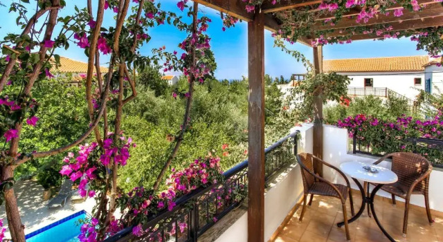 Вилла Дуплекс с 3 комнатами Douliana Villas