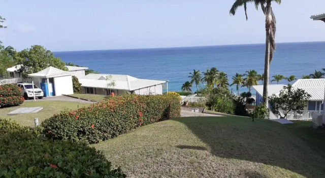 Studio Caliente Vue Panoramique Rocher du Diamant, Prenota Hotel Hotel a Fort-de-France con piscina, Piscina