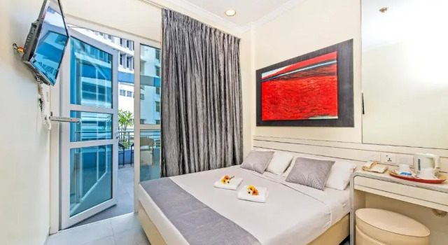 Habitación Superior con balcón Hotel 81 Elegance