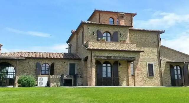 Holiday Home Near Lago di Chiusi With Pool