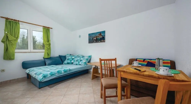 Beautiful Home in Sv lovrec With Wifi