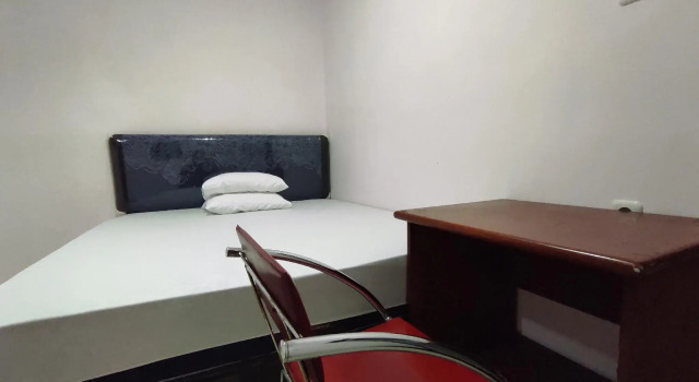 Двухместный номер Standard RedDoorz At Homestay Madu Makassar
