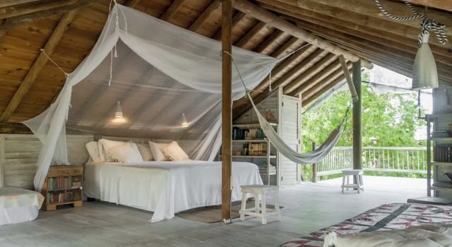 Четырёхместный номер Standard с балконом и с видом на залив Hotel Playa Manglares Isla Baru