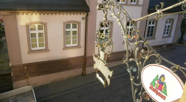 Hotel Strauss, Забронировать Отель Вальдброн Landkreis Karlsruhe