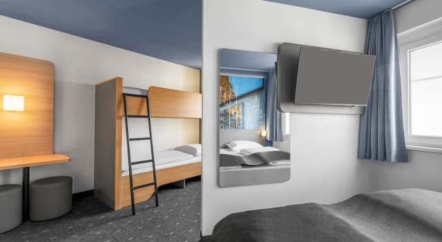 Четырёхместный номер Standard B&B Hotel Schweinfurt-City