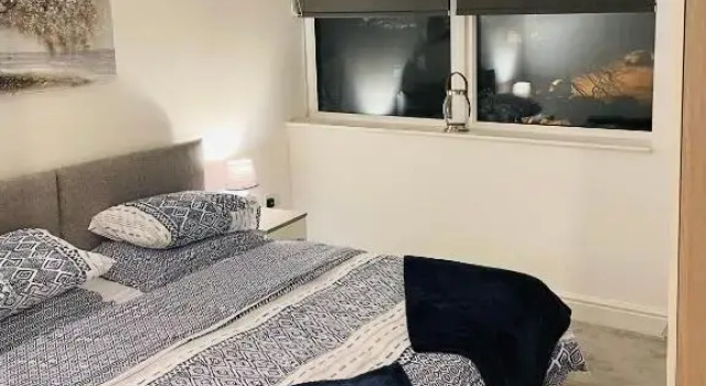 #0311 Two Bedroom serviced apartment - Free Parking, Varaa Huoneisto Asunnot kohteessa Merseyside, Huoneisto
