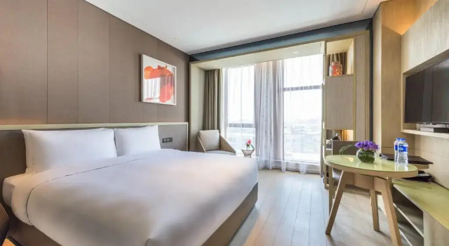 Двухместный номер Superior Novotel Shanghai Clover