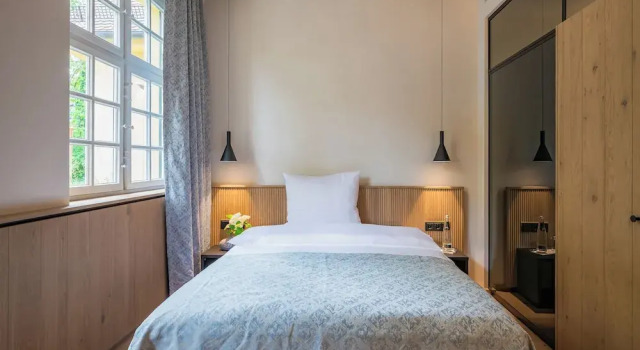 Номер Standard Gutshotel Menterschwaige - Heritage Boutique Hotel with Timless Elegance