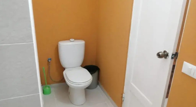 Кровать в общем номере Surf House Hostel