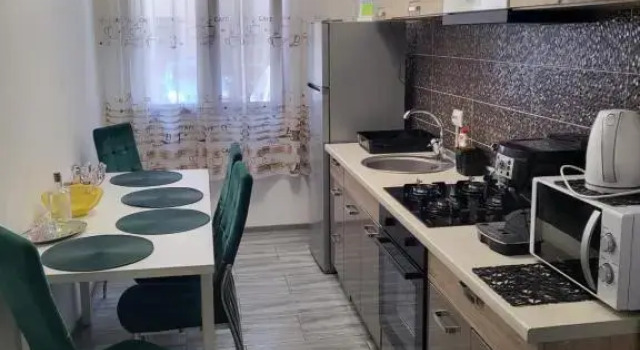 Apartament NECTARIA, Rezerwuj Apartament Hotele w Carpathians - Romania z parkingiem, Parking