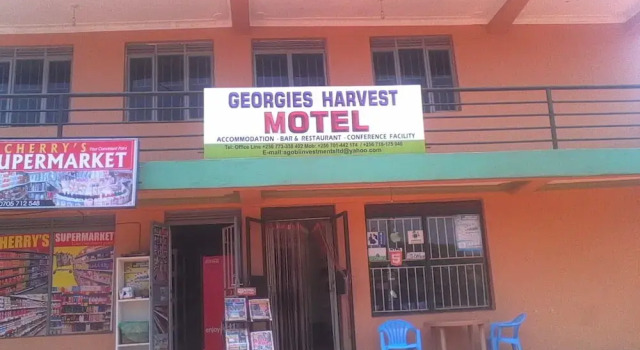 Georgies Harvest Motel