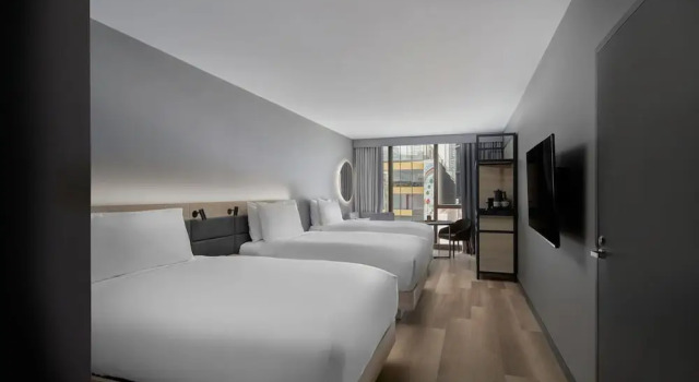 Трёхместный номер Deluxe AC Hotel by Marriott Melbourne Southbank