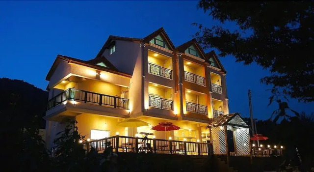 Iris Pension, Prenota Hotel Hotel a Byeonsan con piscina, Piscina