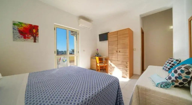 Hotel Damanse