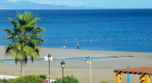 Апартаменты Apartamento 409 Marina Real Puerto de la Duquesa playa