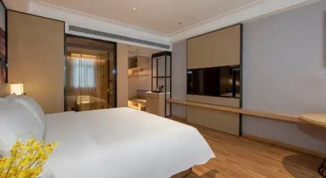 Люкс Deluxe Vienna International Hotel Tianjin Hedong Wanda Plaza