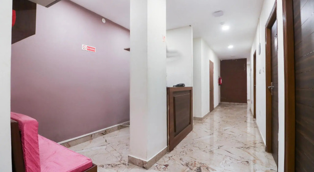 Hotel O Adri Hotels Near Dum Dum Metro Station, Prenota Hotel Calcutta 