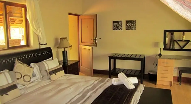 Mingwe Private Game Lodge, Prenota Hotel Rooiberg Limpopo