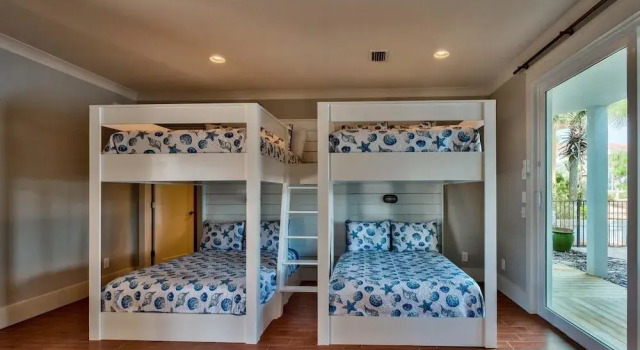 Sea E O 11 Bedroom Holiday Home by Five Star Properties, Забронировать Дом для отпуска Дестин Emerald Coast, рядом с Гольф-клуб Emerald Bay