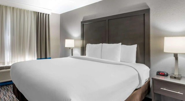 Двухместный номер Standard Comfort Inn & Suites