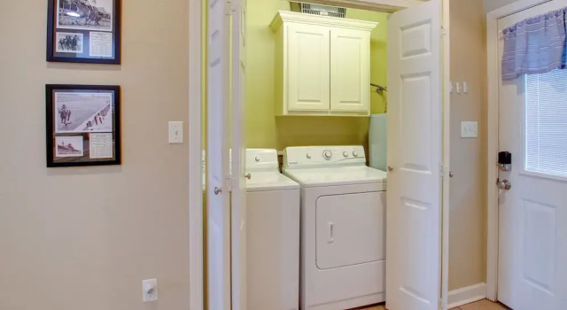Pool & Lake Hamilton Access: Hot Springs Condo!