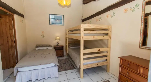 Коттедж с 2 комнатами Le Manoir De St Marcel