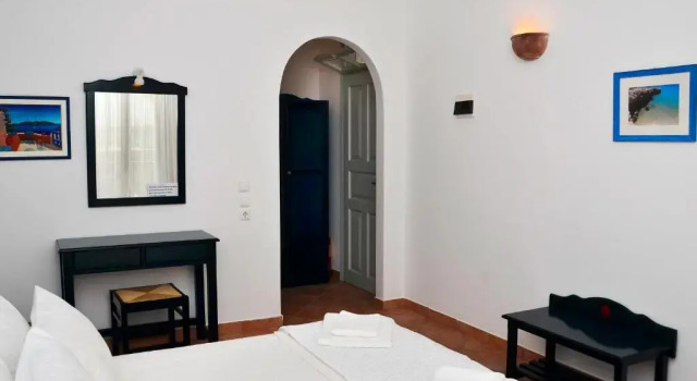 Номер Standard Petros Rooms