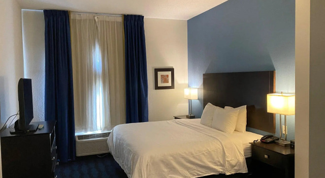 Номер Standard Holiday Inn Express St. Louis Arpt Maryland Hgts