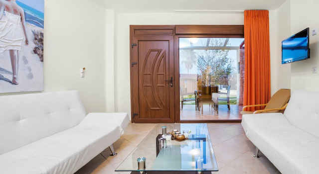 Люкс c 1 комнатой с видом на сад Belohorizonte Fine Accommodation