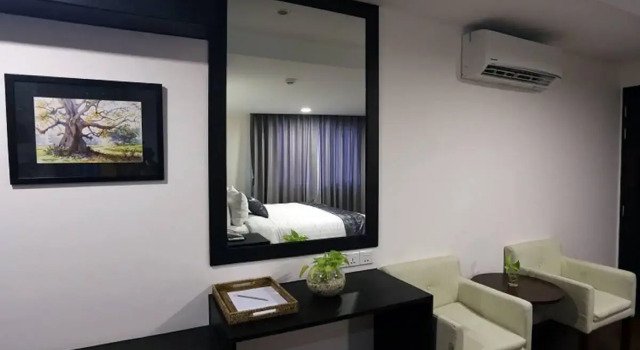 Полулюкс Hotel Scion Yangon