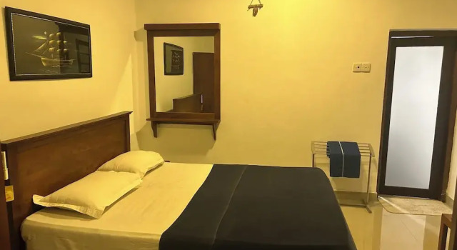 Thomasz Lodge, Забронировать Отель «постель и завтрак»  