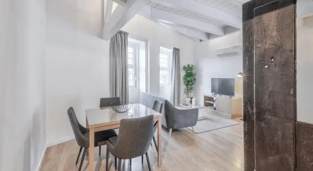 Апартаменты Comfort Oporto Comfort Dom Hugo - Historic Apartments