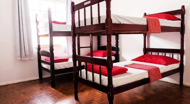 Кровать в общем номере (женский номер) Hotel Deck Taquaral
