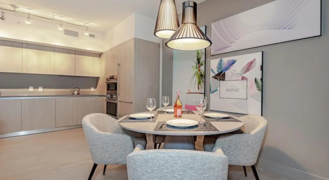 5 Stars Luxury 1BR -FRONT Intracoastal VIEW