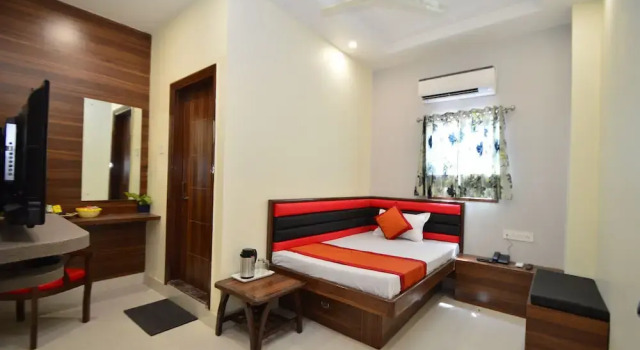 Hotel Zen Rooms Alwar, Забронировать Отель Отели штата Раджастхана с парковкой, Парковка