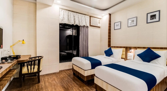 SilverKey Executive Stays 30731 Sector 29 Vashi Rd