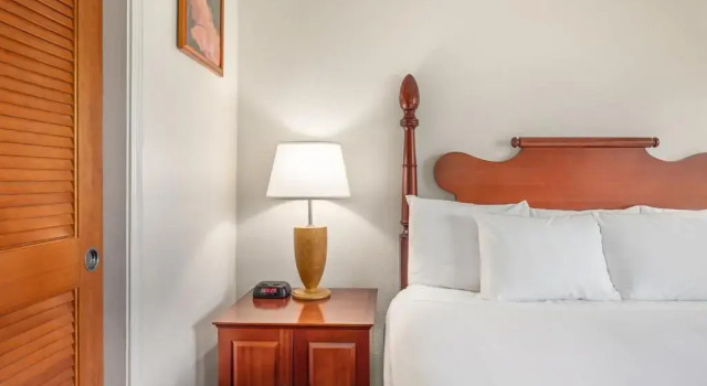 Двухместный номер Standard Maui Beach Hotel