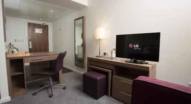 Двухместная Студия Люкс с видом на город Staybridge Suites Birmingham by IHG