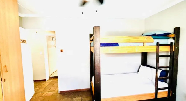 Cama en dormitorio compartido (dormitorio compartido femenino) Kates Nest Guesthouse & Backpackers