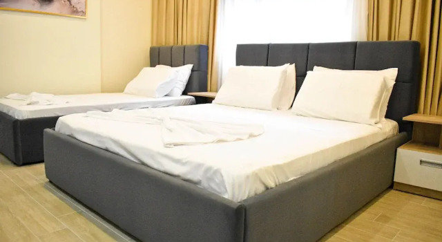 Трёхместный номер Comfort с балконом DelMar Apartments