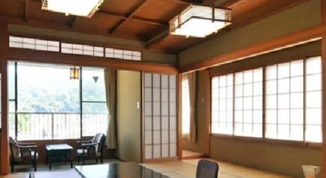 Yushinro Yamahei, Buchen Sie Hotel Ito 