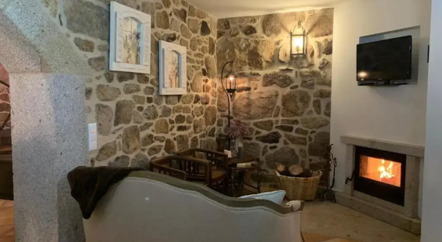 Коттедж с 4 комнатами Casa DCampo Ferreira