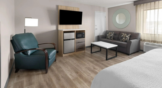 La Quinta Inn & Suites Mansfield, OH, Varaa Hotelli Hotellit Ohio aamiaisella, Aamiainen