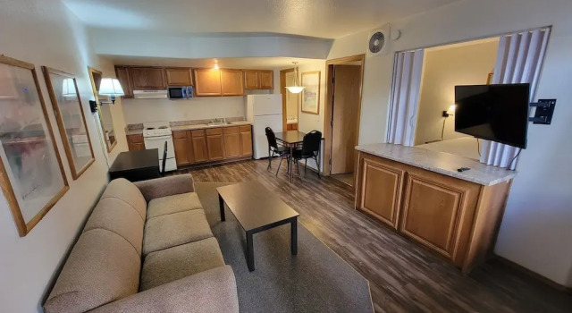 Номер Standard Manor Suites