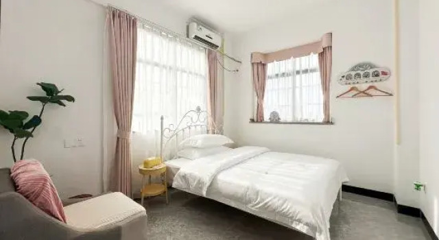 Кровать в общем номере Zhuhai Qi'ao Island Miss Ruo's Courtyard Homestay (Tianhe Street)